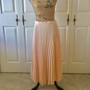 Beautiful 1. State pink ruffle skirt